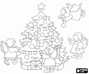 Colorear �ngeles adornando un abeto de Navidad con estrellas y bolas