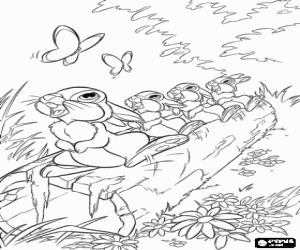 Colorear El conejito Tambor, su madre y sus hermanos en el bosque mirando las mariposas