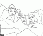 Los colosales bustos de los presidentes Washington, Jefferson, Roosevelt, y Lincoln tallados en una montaña de granito, el memorial nacional Monte Rushmore en Dakota del Sur