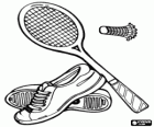 Equipamiento básico para practicar el bádminton: zapatillas de bádminton, raqueta y volante o pluma