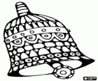 Campana navideña decorada con dibujos geométricos