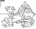 Clarice, Hermey y los juguetes junto al árbol de Navidad