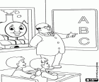 La locomotora Thomas vista desde la ventana del aula, donde los niños están aprendiendo el abecedario con su maestro
